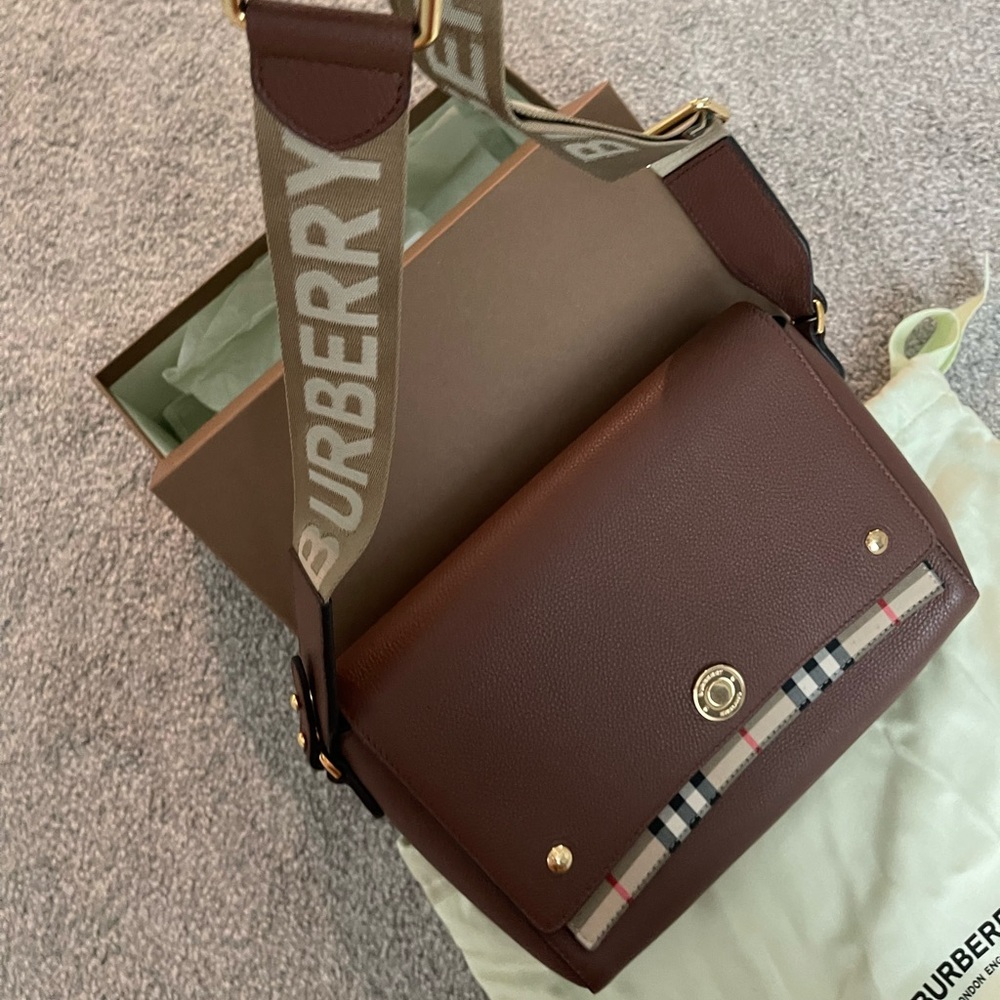 Brand new Burberry purse